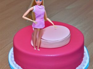 Jak zrobić tort z lalkami Barbie